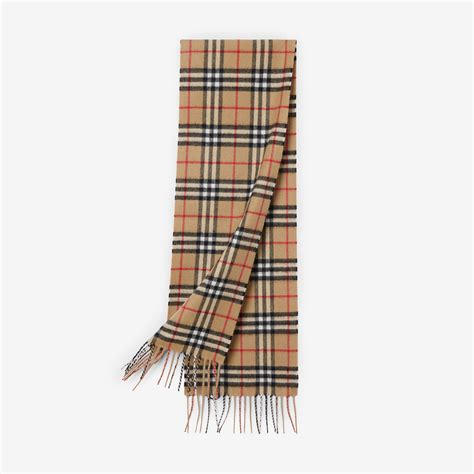 burberry scarf for children.